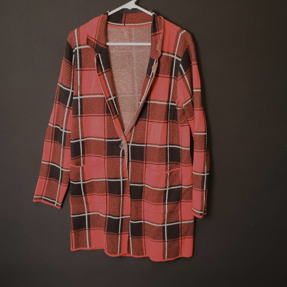 Red Plaid Women's Long Cardigan Sweater size M/L
